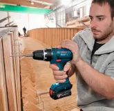 Акумуляторний шуруповерт BOSCH 2АКБ, Діаметр свердління 32мм